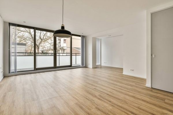 Medium property photo - Burmandwarsstraat 1, 1091 SL Amsterdam